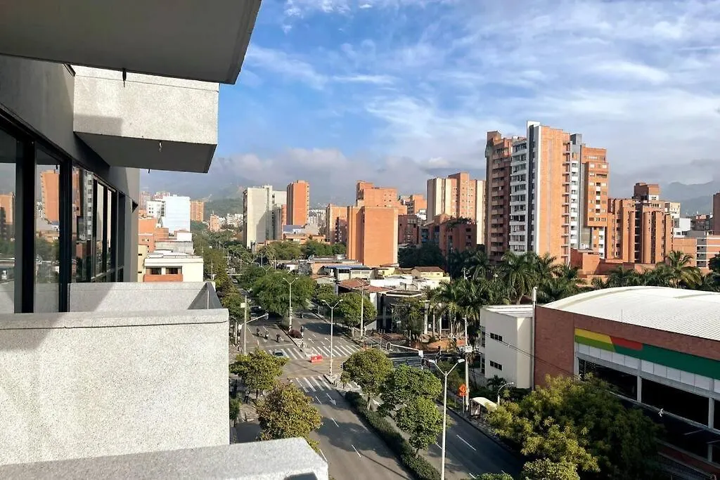 Tres33 #707 7Th Heaven-Views, King Bed, Wifi, Desk Apartment Medellin 0*,  Colombia