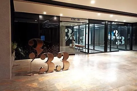 Tres33 #707 7Th Heaven-Views, King Bed, Wifi, Desk Apartment Medellin Colombia