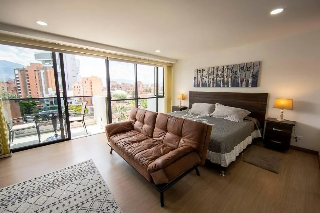 Tres33 #707 7Th Heaven-Views, King Bed, Wifi, Desk Apartment Medellin 0*,  Colombia